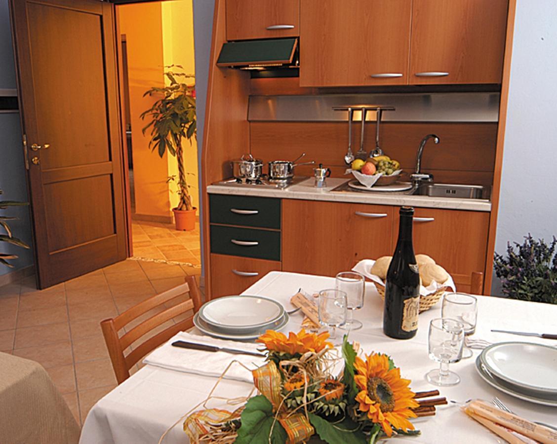 Casa Vacanze Provenzale Torre Pellice Habitación foto